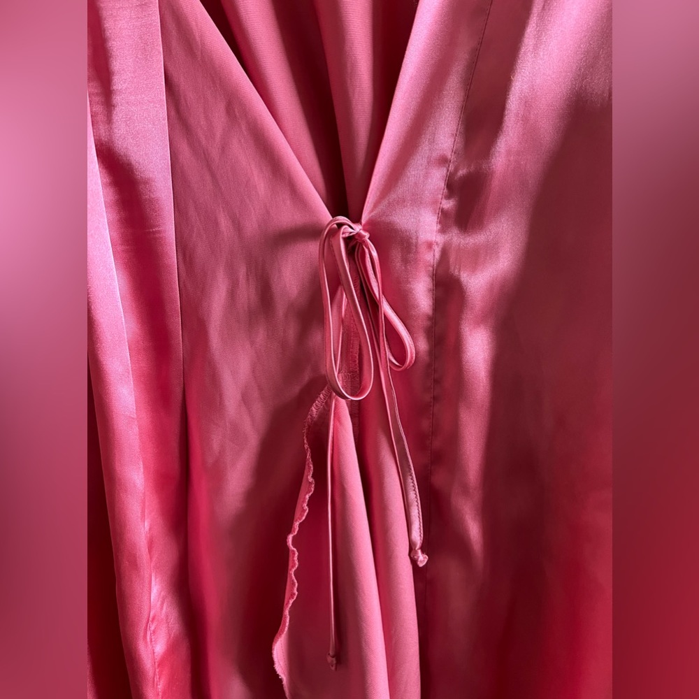 Silk Pink Robe - Picture 5 of 6